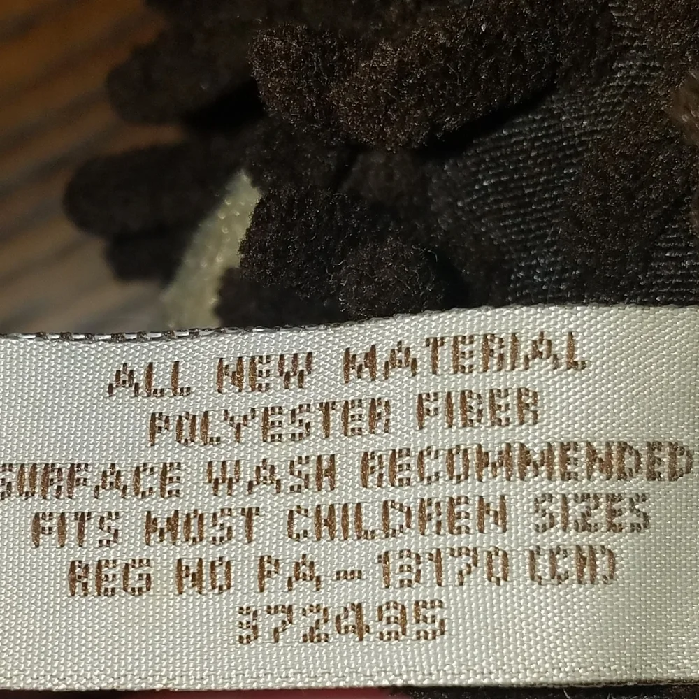 Burton + Burton plush monkey slippers (KS1)